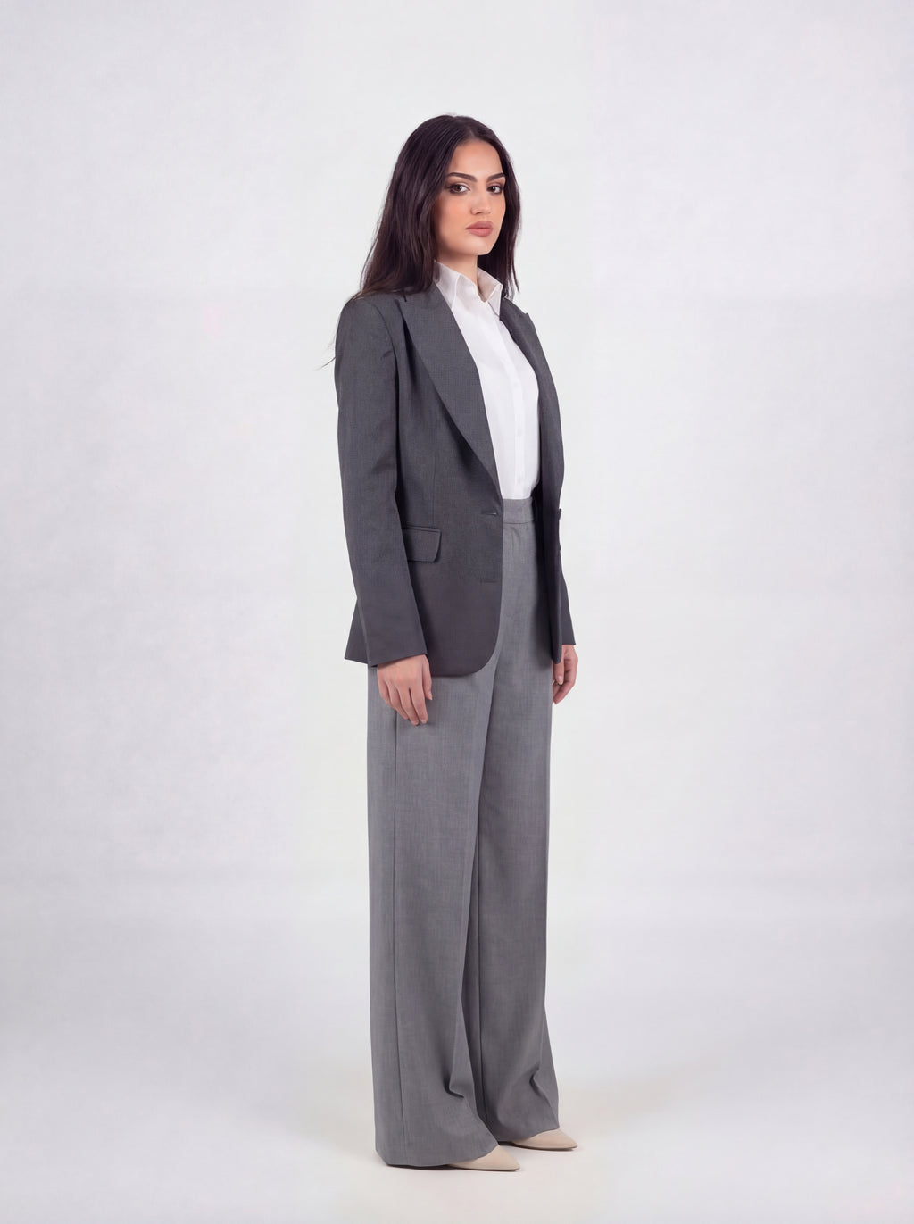 Gray Tailored Blazer - Sophisticated Women's Power Blazer